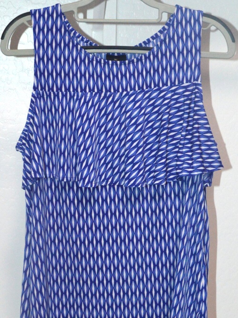 Worthington Women's Blouse L – Blue/White Geometric Print